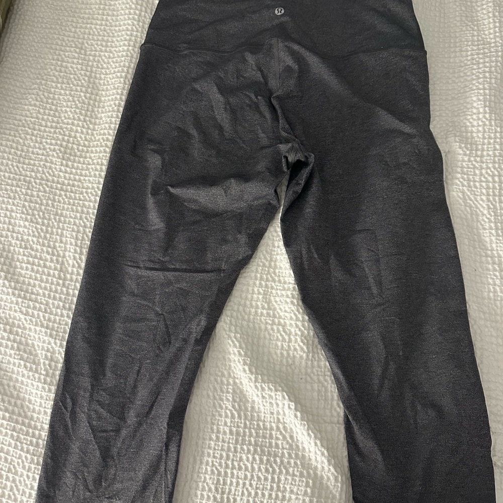 Lululemon Wunder Under leggings